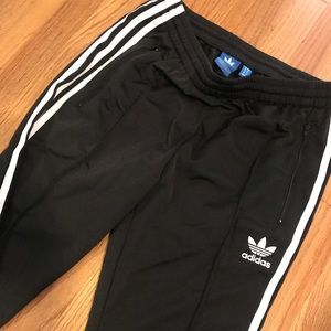 3 Stripe Adidas Joggers